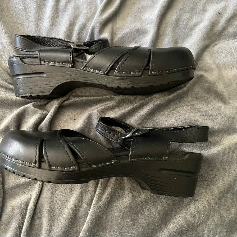 Dansko clogs - Picture 4 of 5